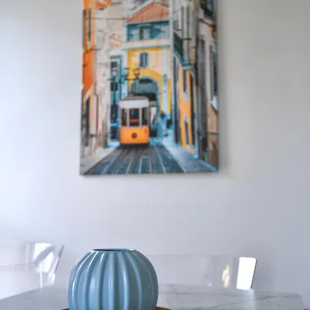 Stunning New Flat In Old Town Of *