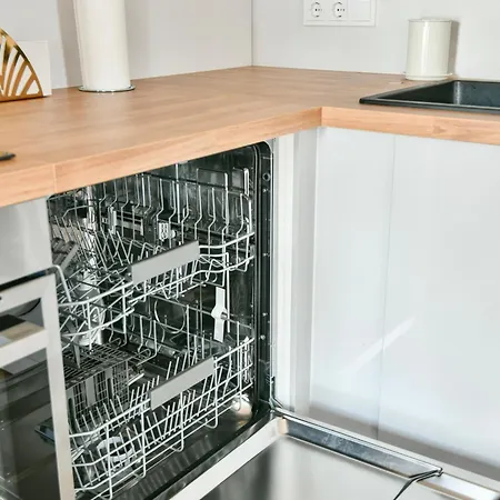 Stunning New Flat In Old Town Of *