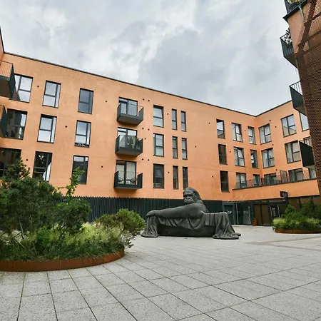 Апартаменты Stunning New Flat In Old Town Of